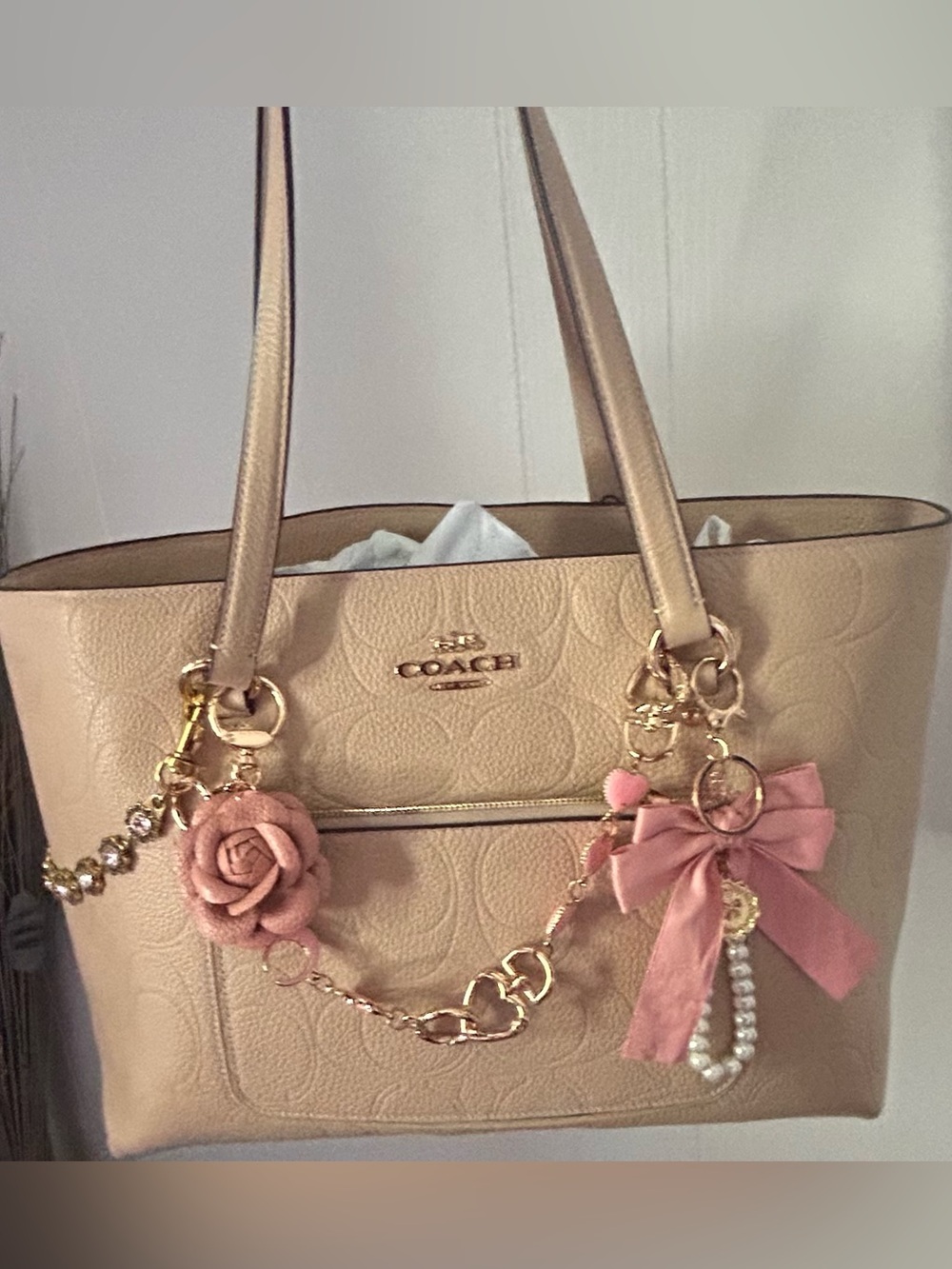 Coach Station Tote in Oat